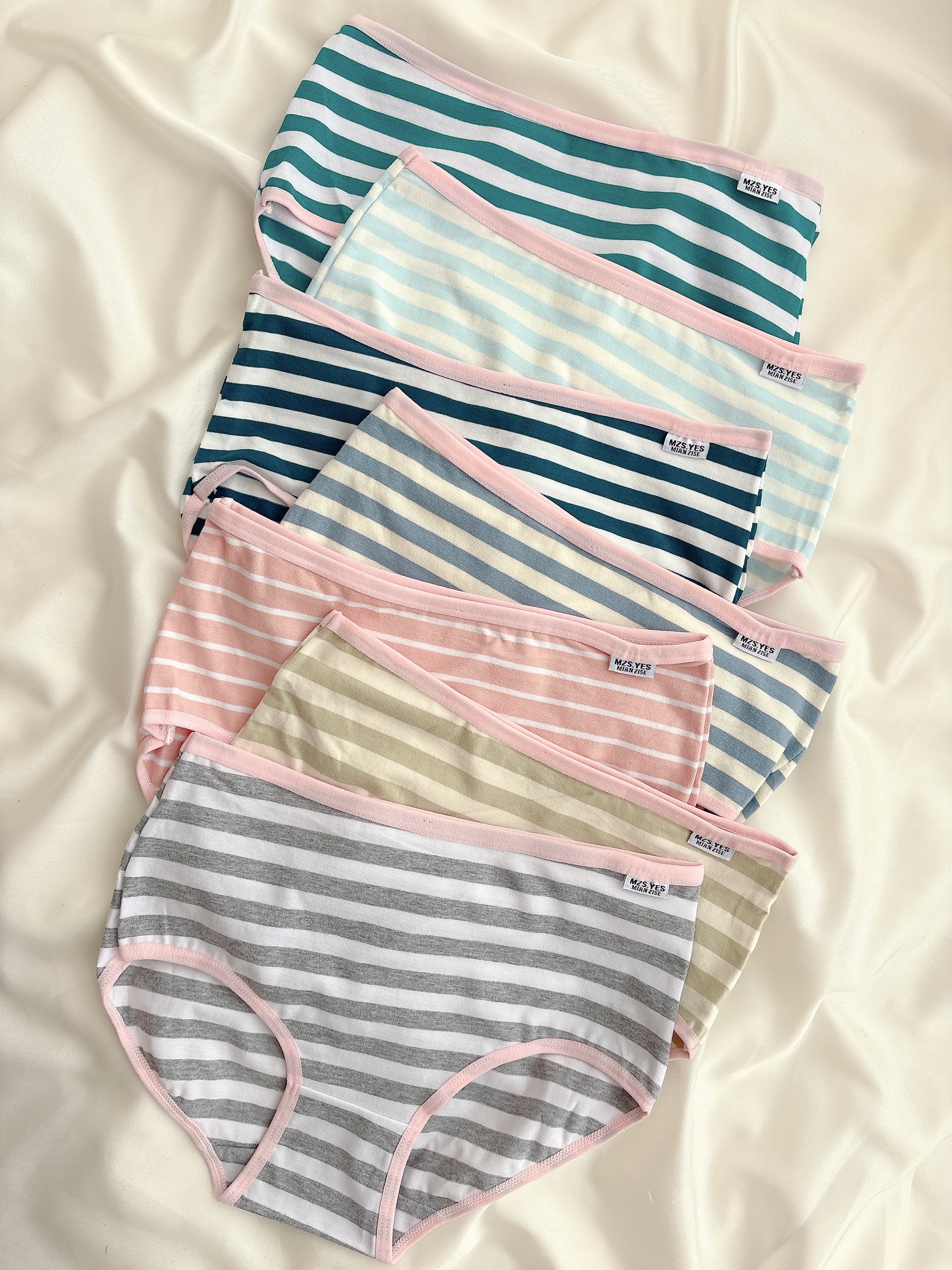 ست ۳ عددی شورت راه راه✨