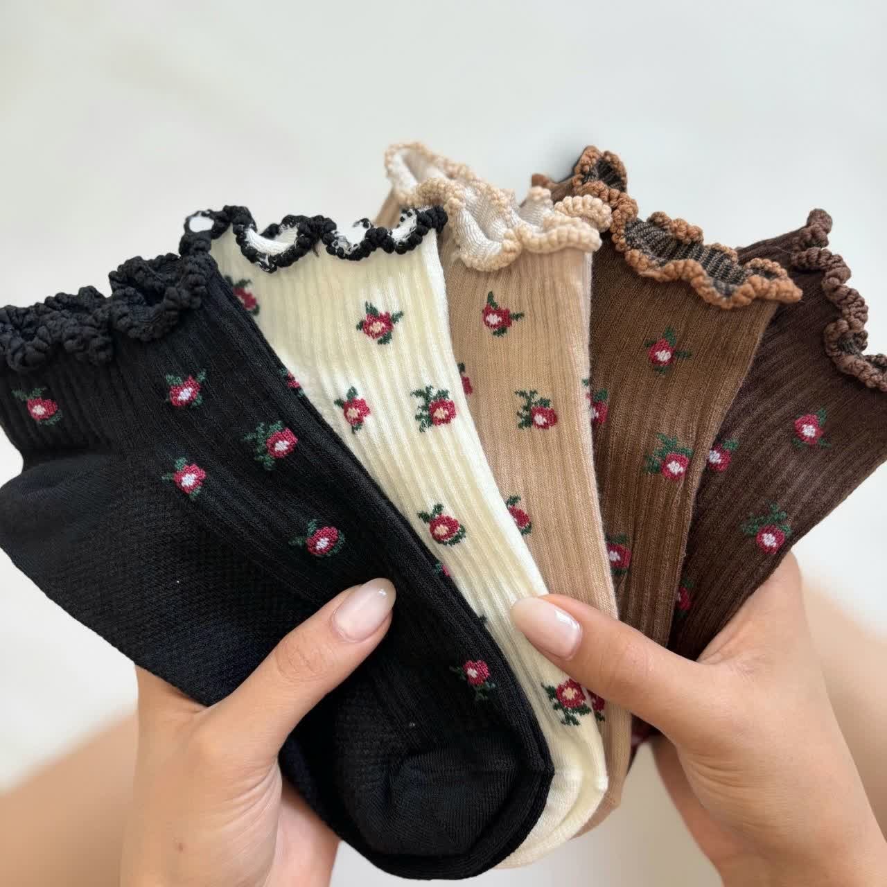 جوراب گل گلی🌺